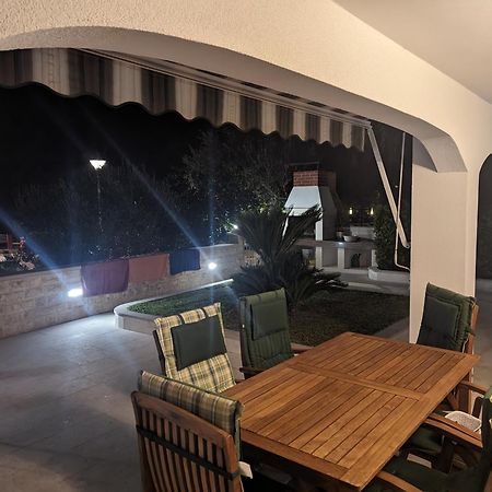Joy 1 Apartment Новаля Екстериор снимка
