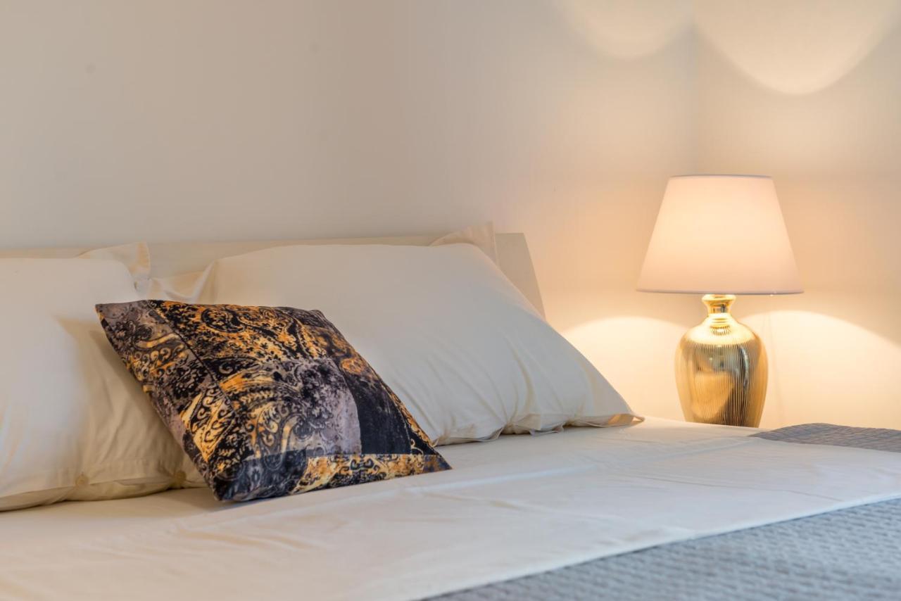Joy 1 Apartment Новаля Екстериор снимка