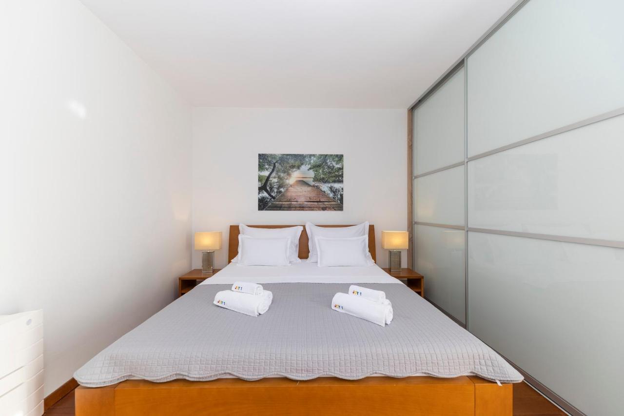 Joy 1 Apartment Новаля Екстериор снимка