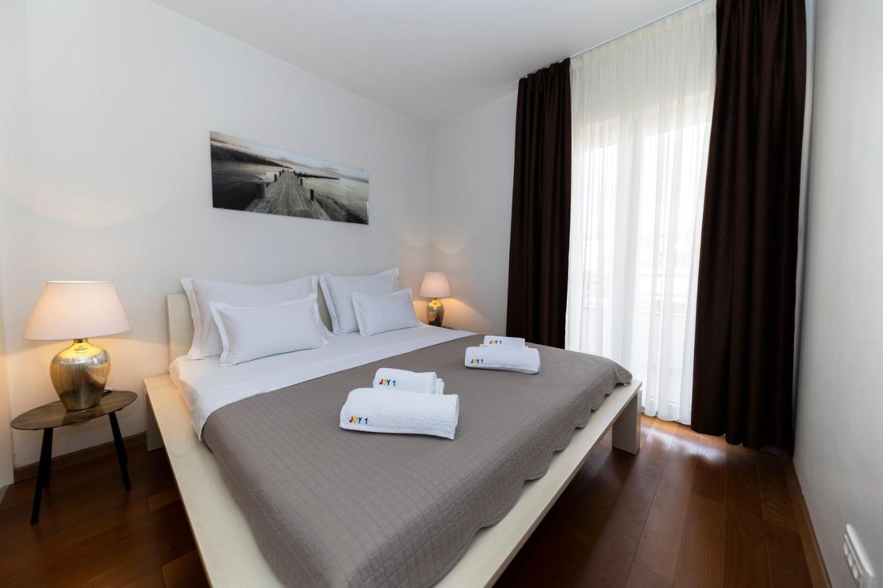 Joy 1 Apartment Новаля Екстериор снимка